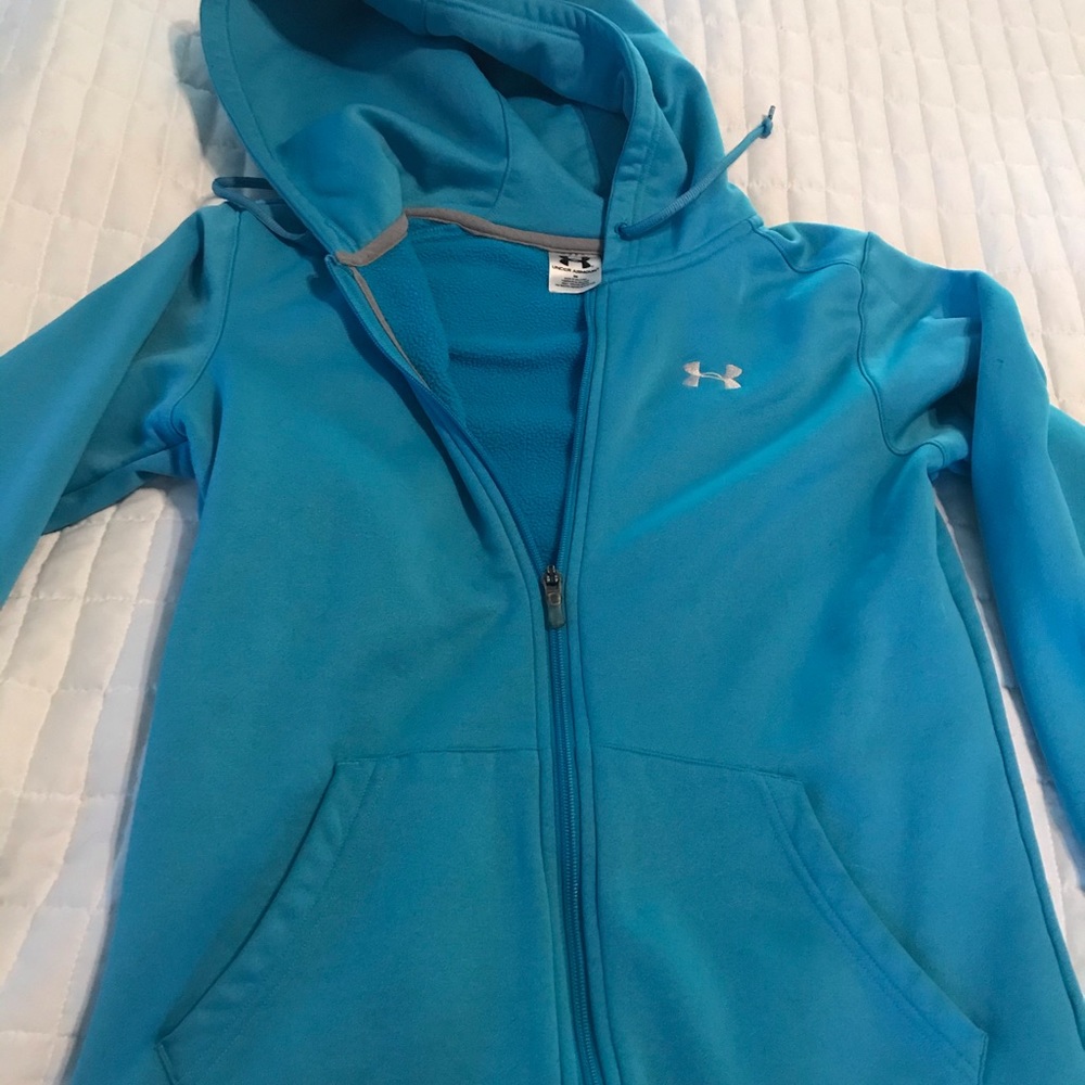 Under armour sweatshirt
